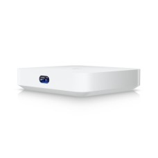 Маршрутизатор Ubiquiti UCG-MAX