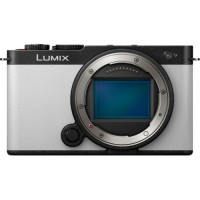 Цифровий фотоапарат Panasonic Lumix DC-S9 Kit 18-40mm f/4.5-6.3 Smokey White (DC-S9NE-W)