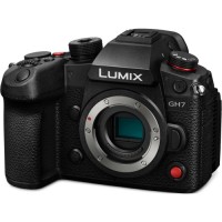 Цифровий фотоапарат Panasonic GH7 Body (DC-GH7E)